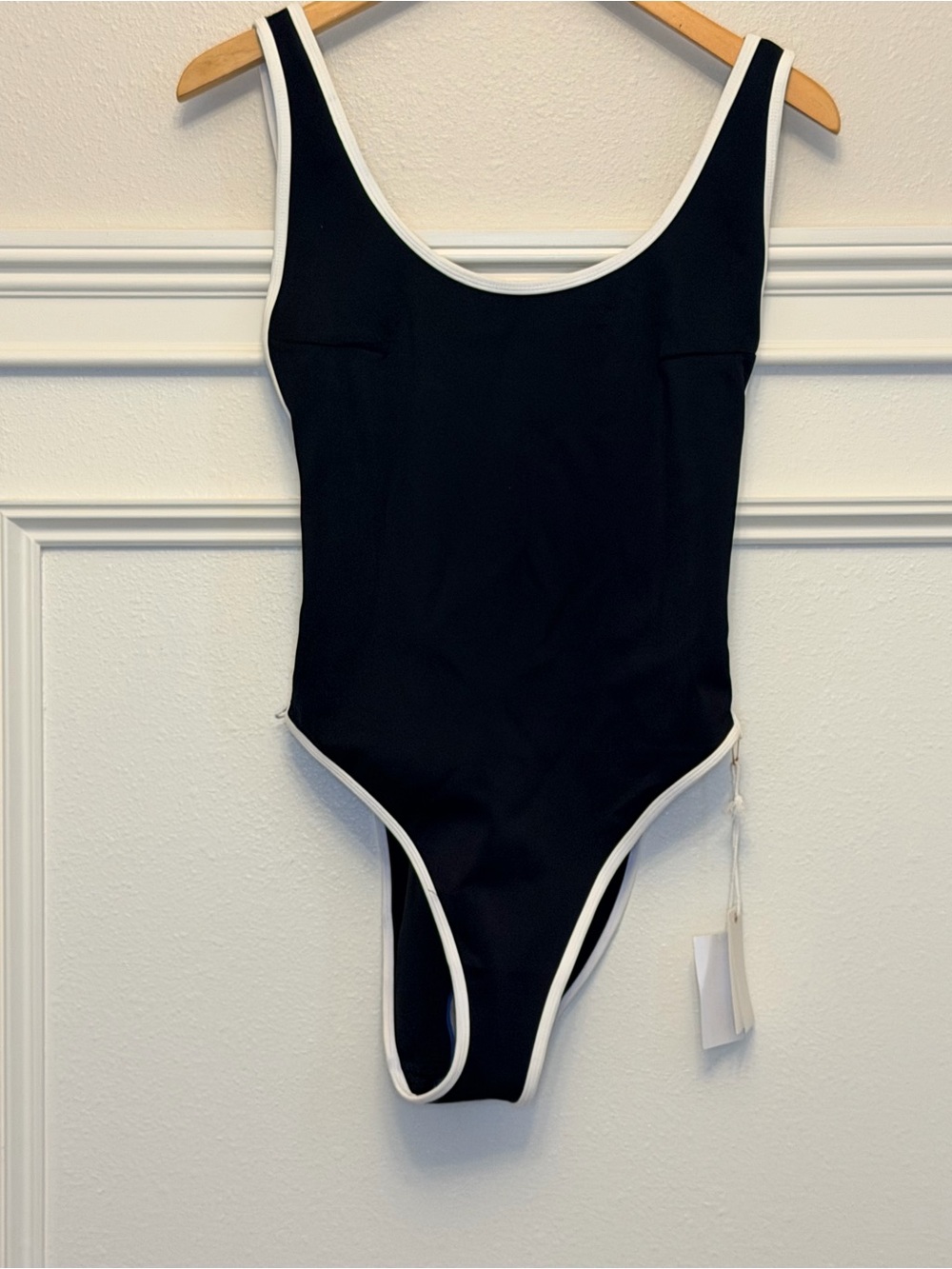 Good American Black One-Piece Swim Bodysuit with White Trim
